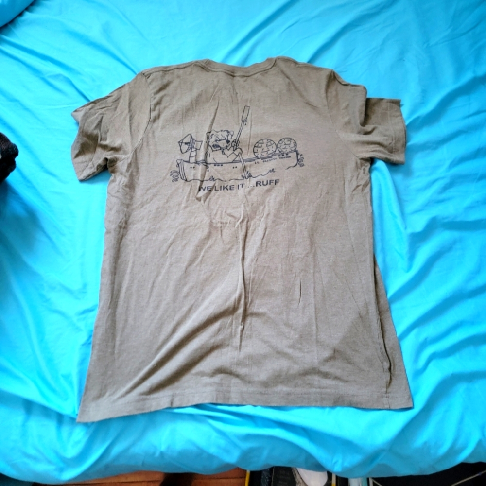 Row. Team shirt
